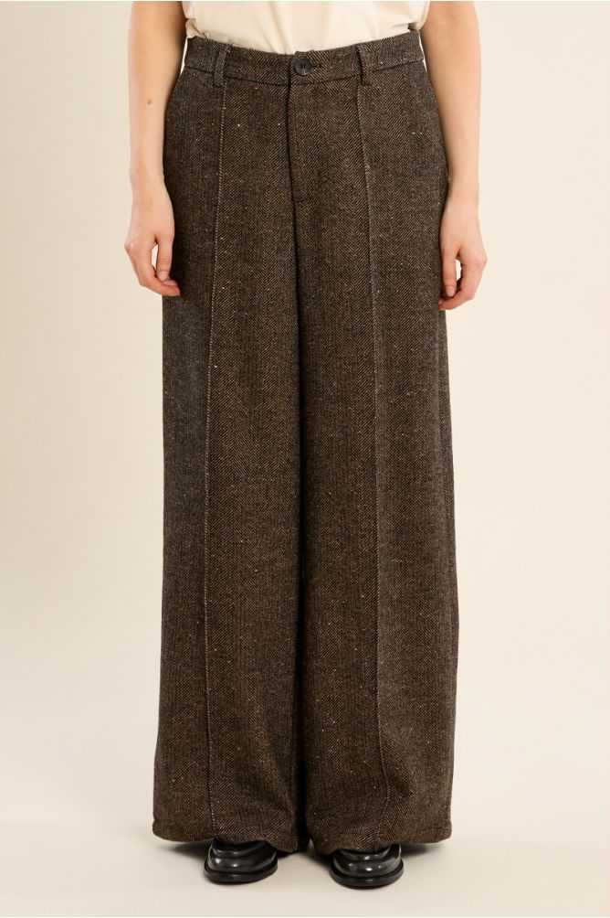 Wide leg woollen trousers