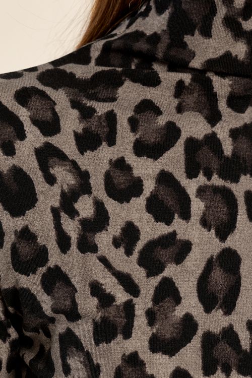Leopard stand-up top