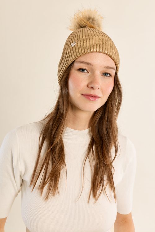 Bonnet effet métallisé, à pompon