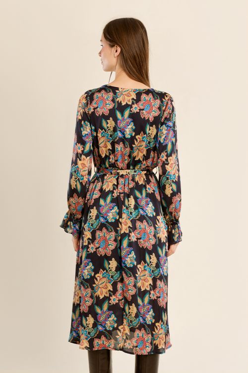 Long knotted dress, floral pattern