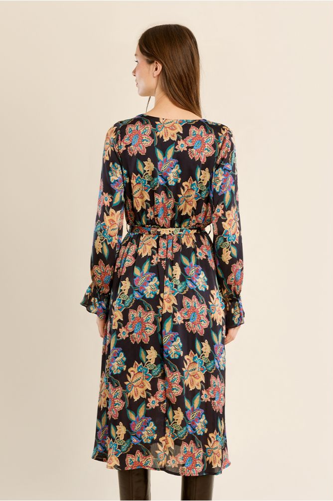 Long knotted dress, floral pattern