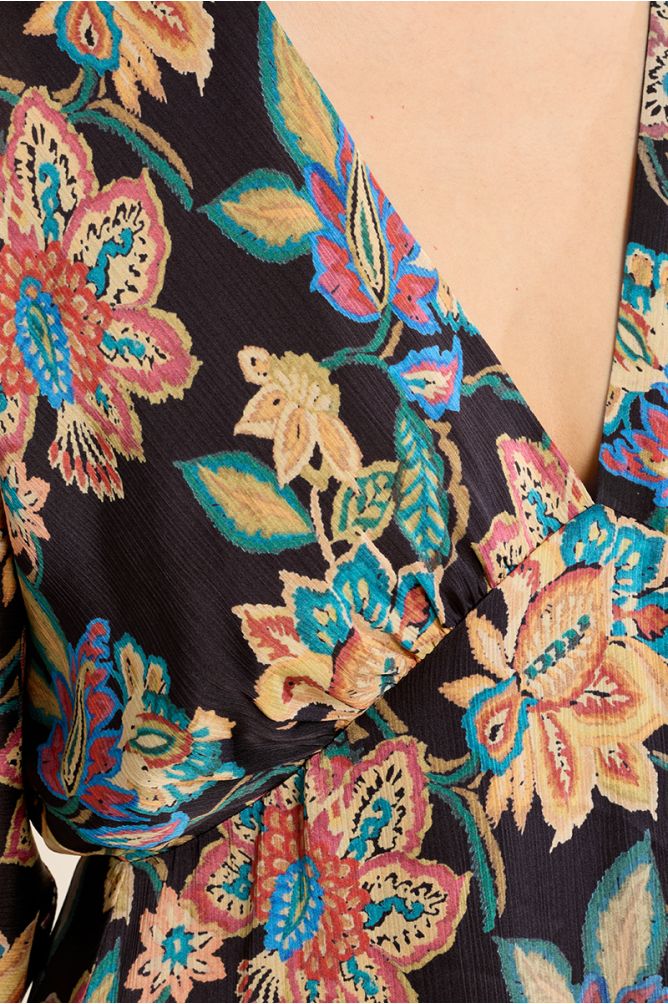 Short belted dress, floral pattern