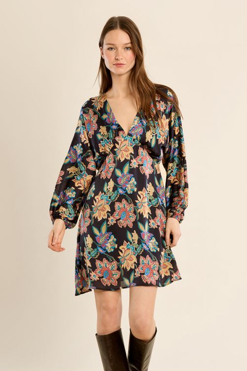 Robe courte ceintrée, motif à fleurs