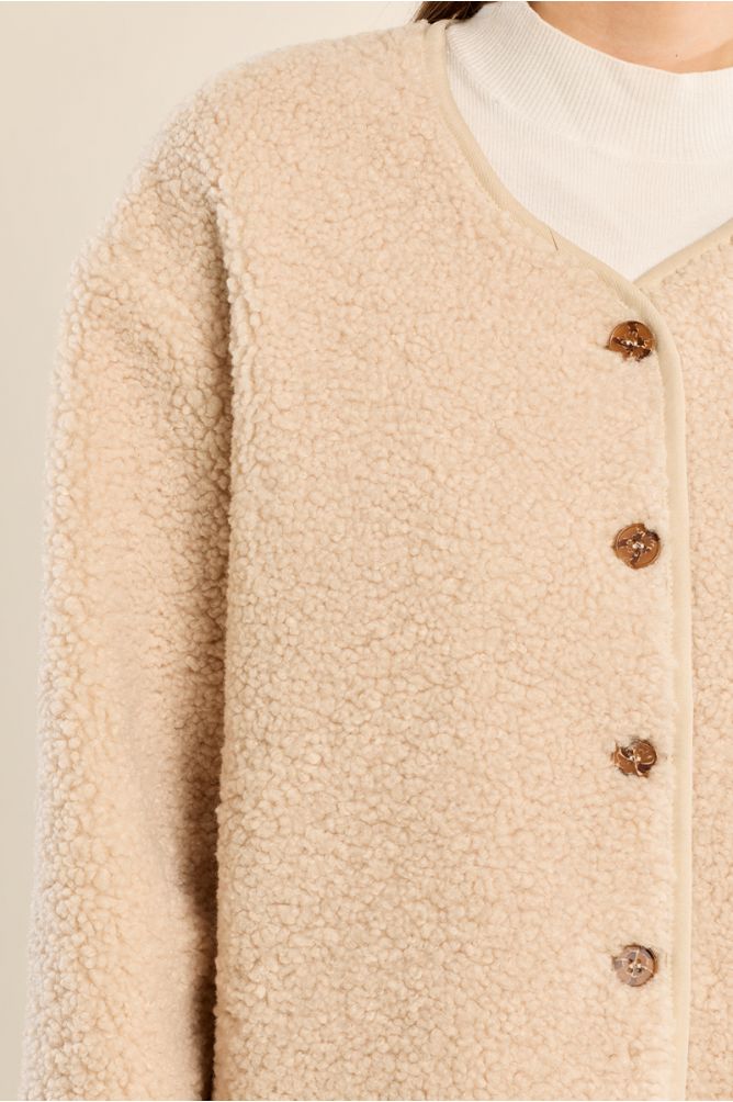Veste boutonnée, imitation mouton