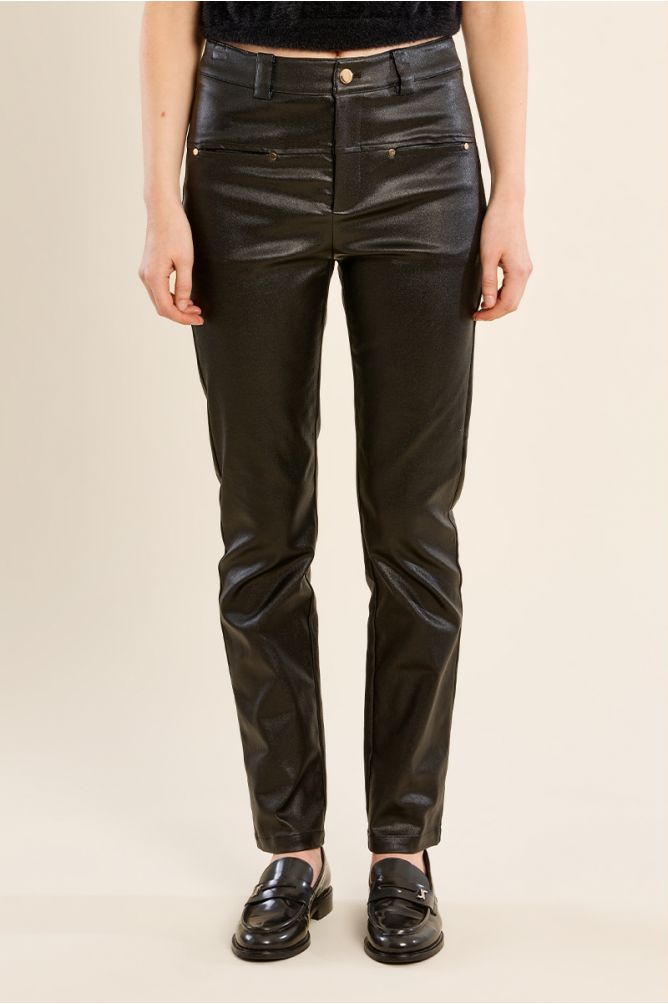 Pantalón largo efecto cuero