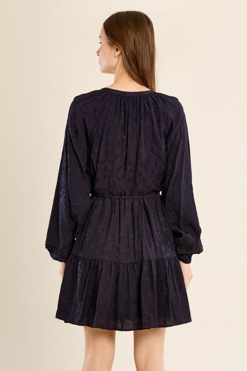 Vestido de manga larga estampado y volantes