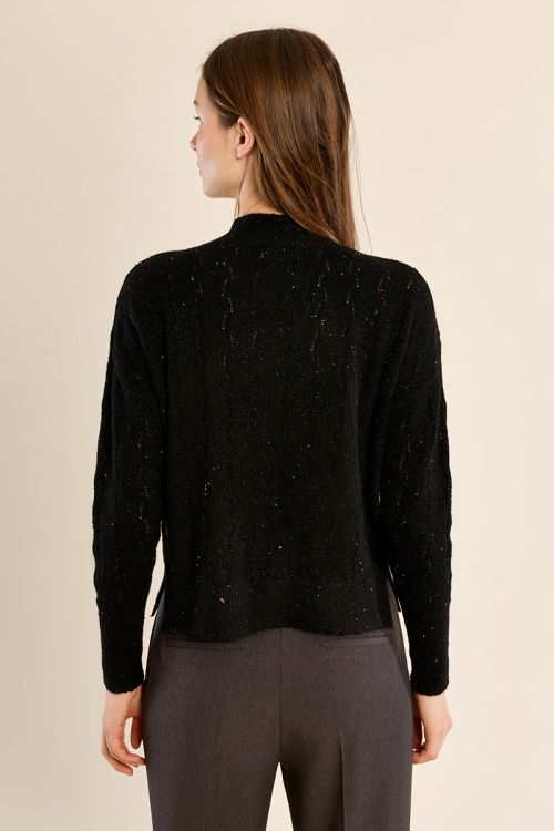 Jesrey de manga larga cuello alto