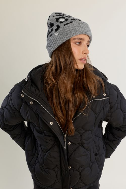 Knit beanie, leopard