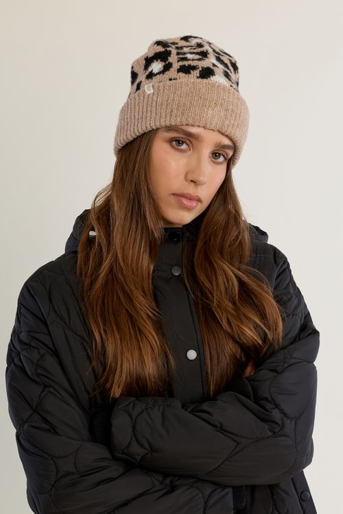 Bonnet en tricot, léopard