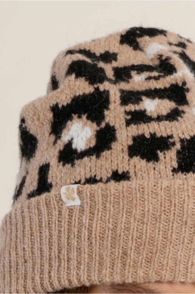 Bonnet en tricot, léopard
