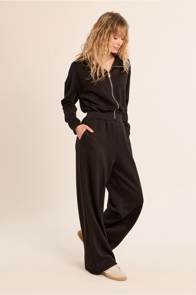Mono de Louise