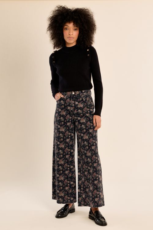 Floral denim, made of cotton
