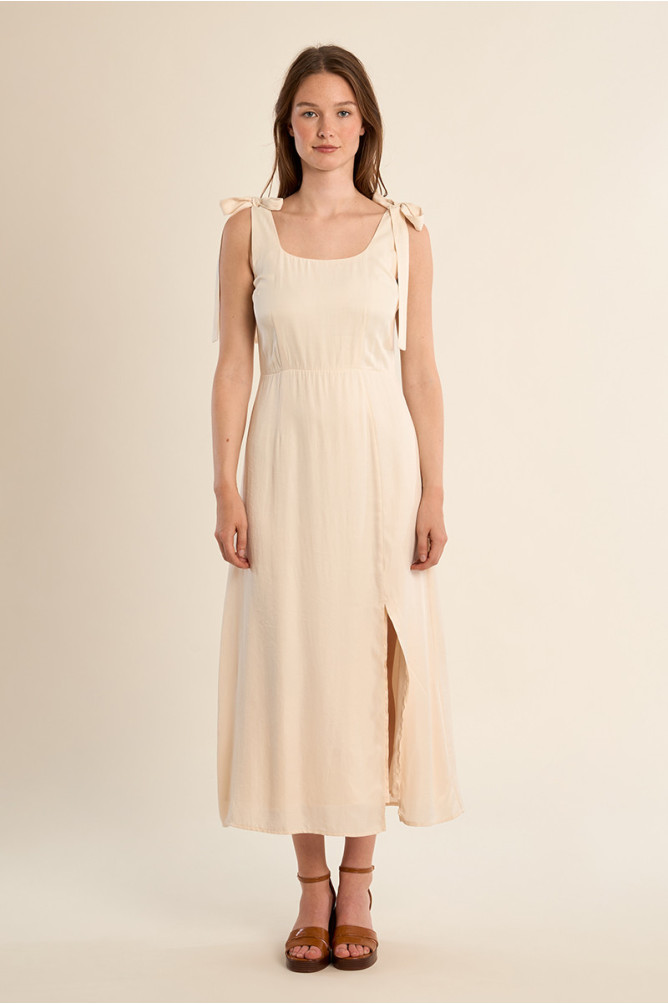 Long dress to tie, satin effect