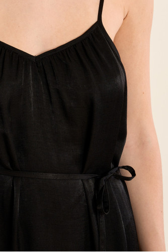 Long dress with thin straps