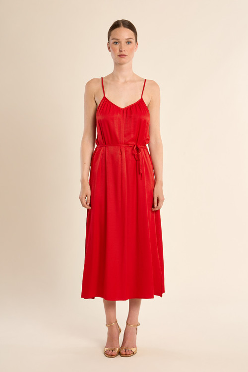Robe longue à fines bretelles