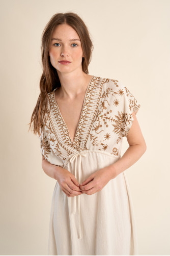 Robe longue brodée