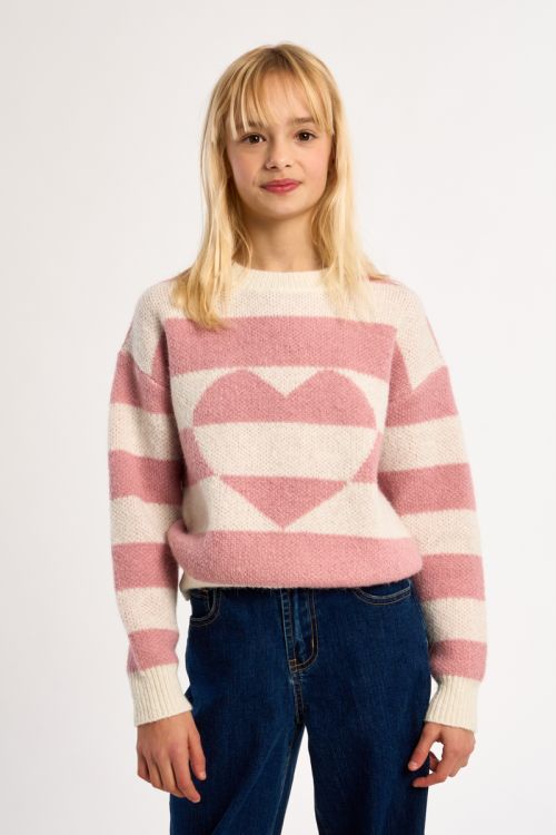 Pull à rayures, motif cœur
