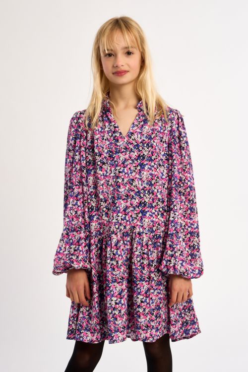 Vestido con estampado y volantes