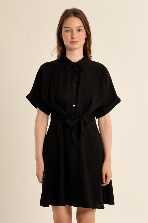 Robe courte, nouable à la taille
