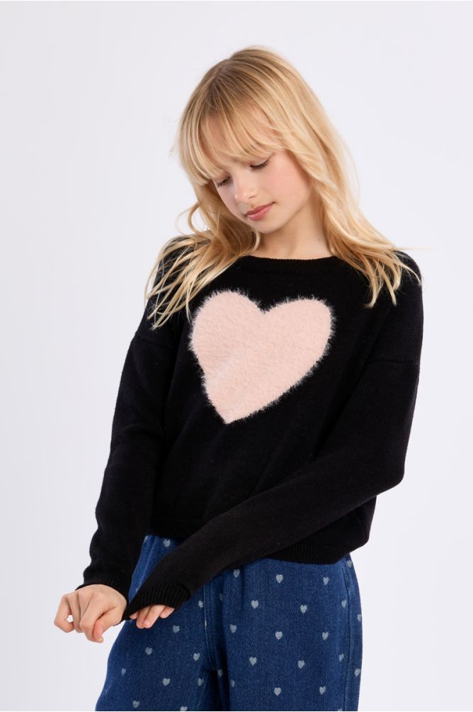 Pull en maille, motif cœur