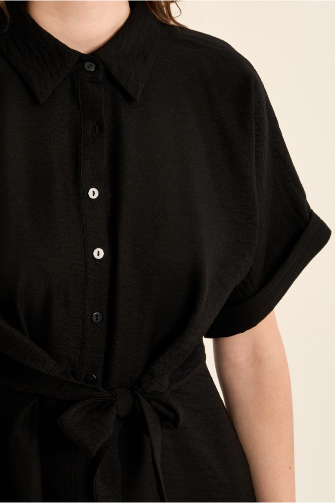 Robe courte, nouable à la taille