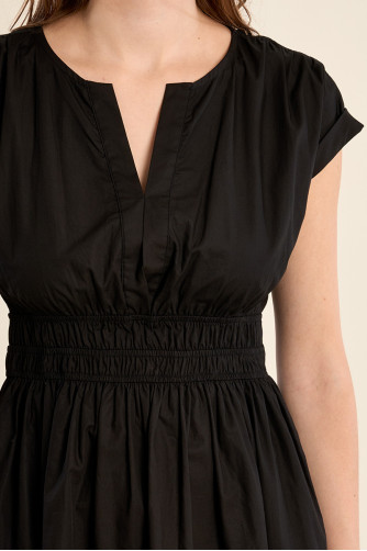 Robe courte en coton, taille smockée
