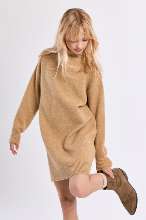 Vestido de punto y cuello alto