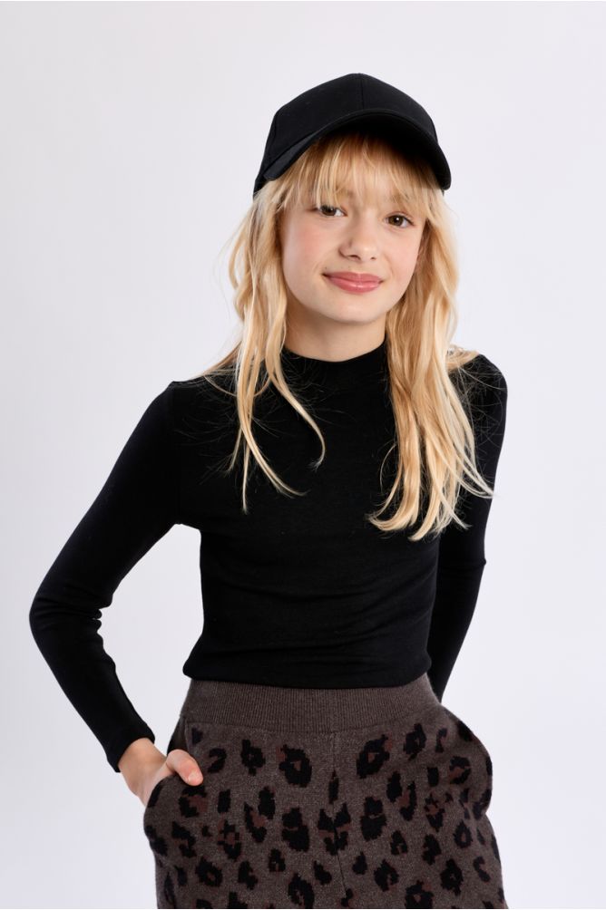 Long-Sleeved Top With High Collar