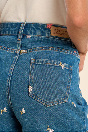 Fancy wide denim shorts