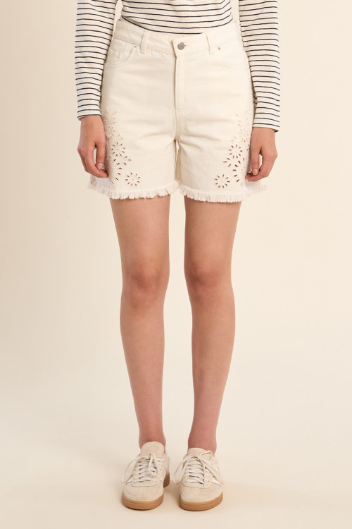 Short de mujer vaquero, motivo flores.