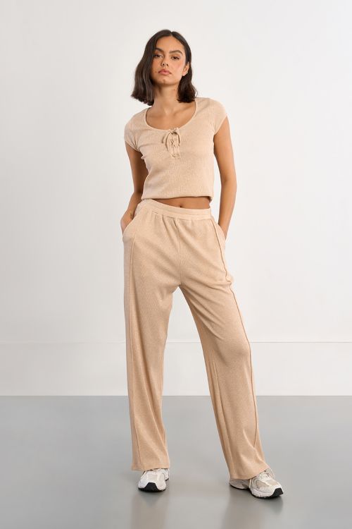 Pantalón de mujer largo, de chandal.