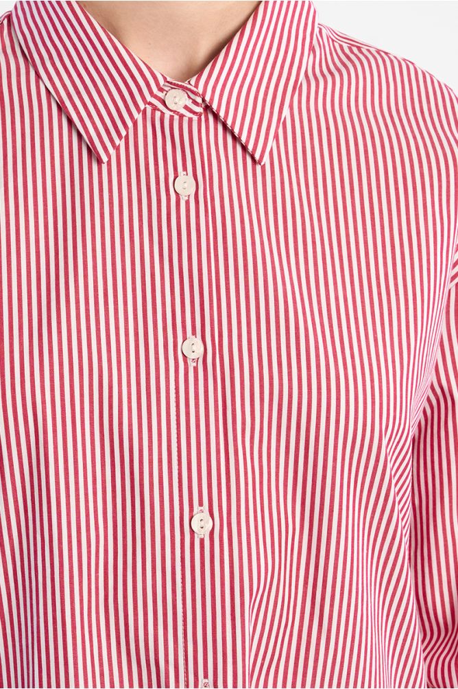 Chemise oversize en coton rouge rayée