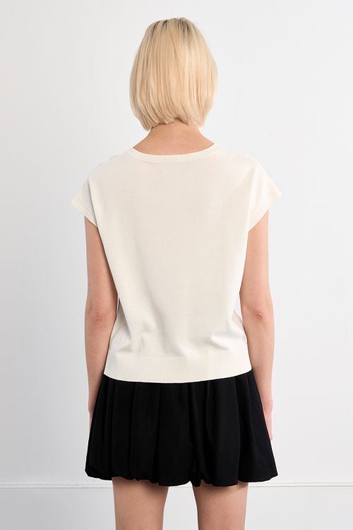 Jersey de mujer de manga corta, con estampado.