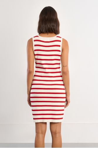 Vestido de manga sisa, estampado rayas.