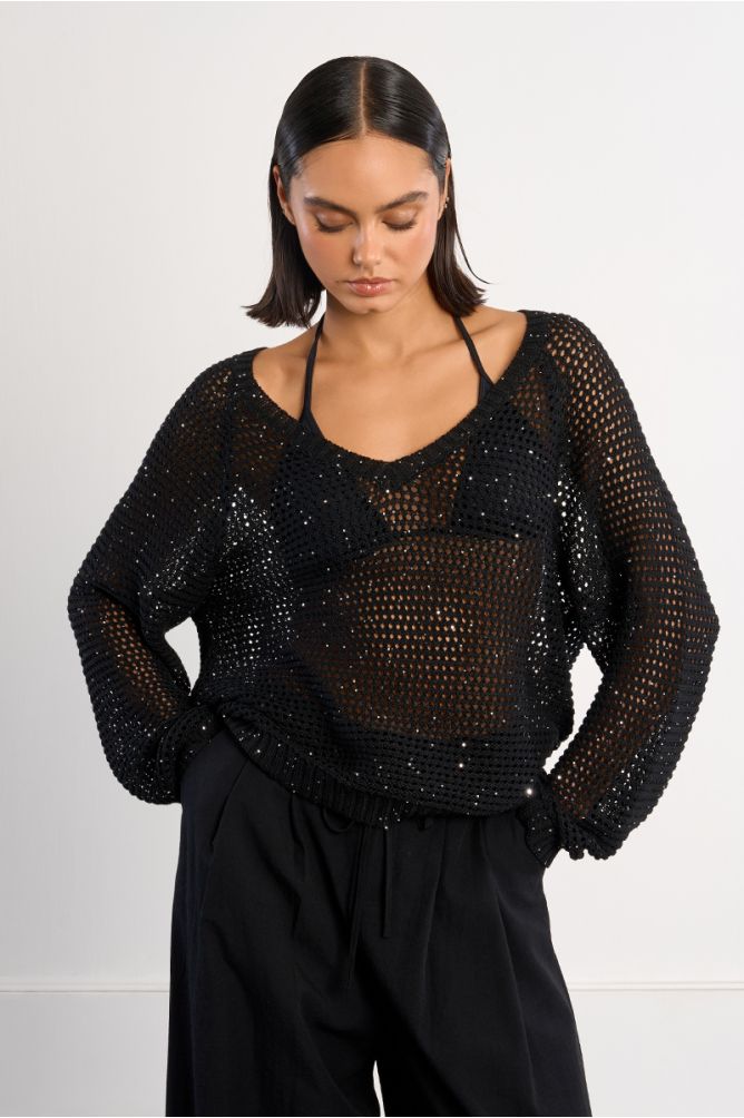 Pull en col V, parsemé de strass