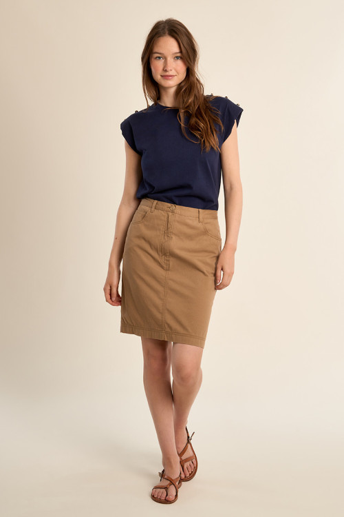 Short denim skirt