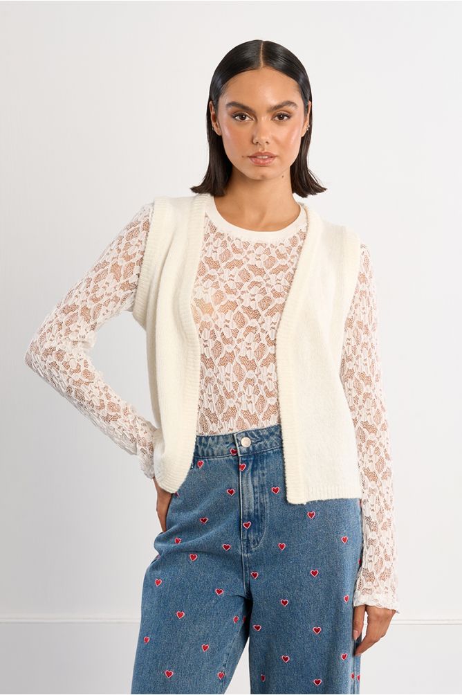Sleeveless bolero