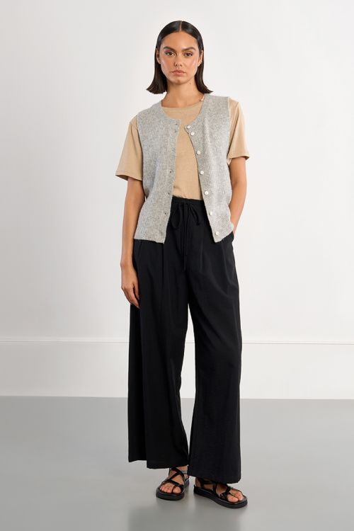 Sleeveless cardigan, buttoned