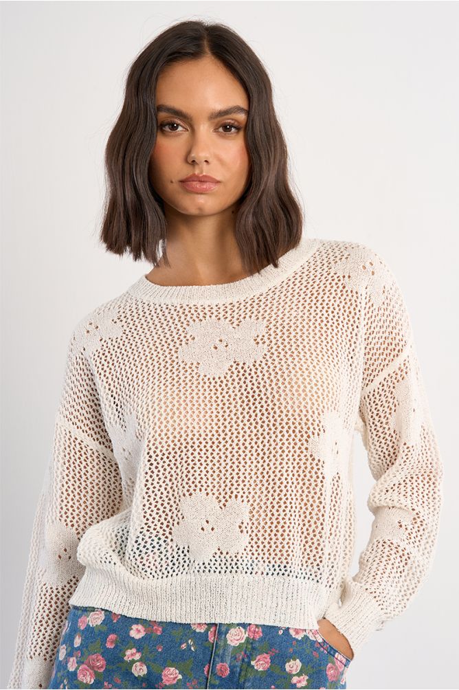 Fine knit sweater with floral details