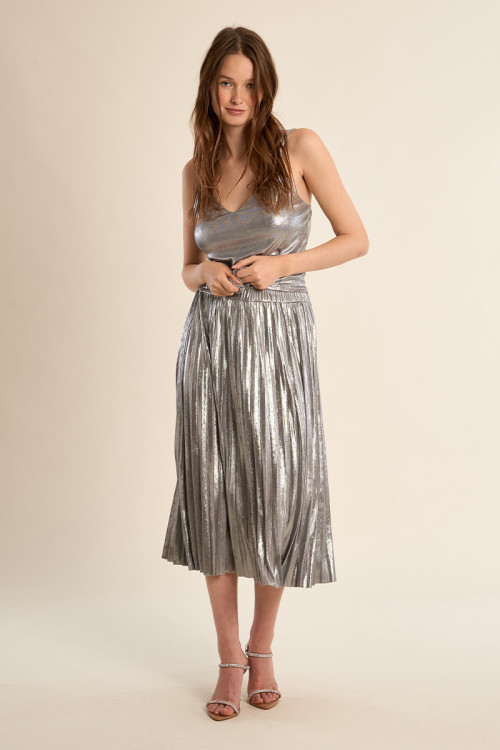 Long pleated skirt, metallic effect