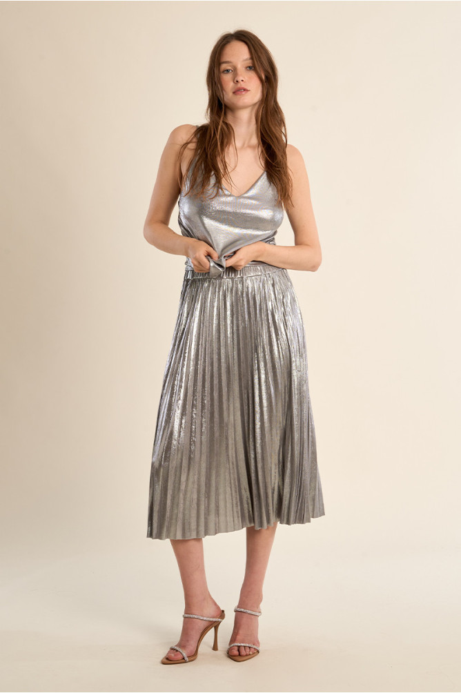 Long pleated skirt, metallic effect