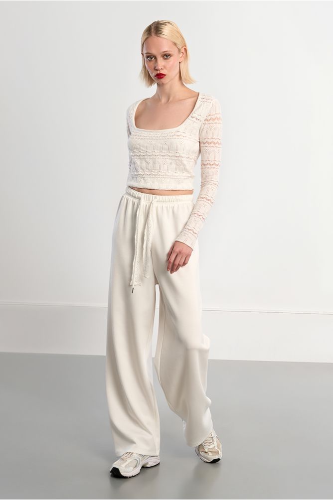 Pantalón de mujer largo, de chandal.