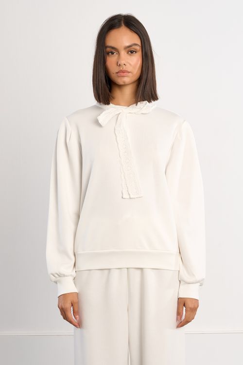 Casual sweatshirt with knotted collar