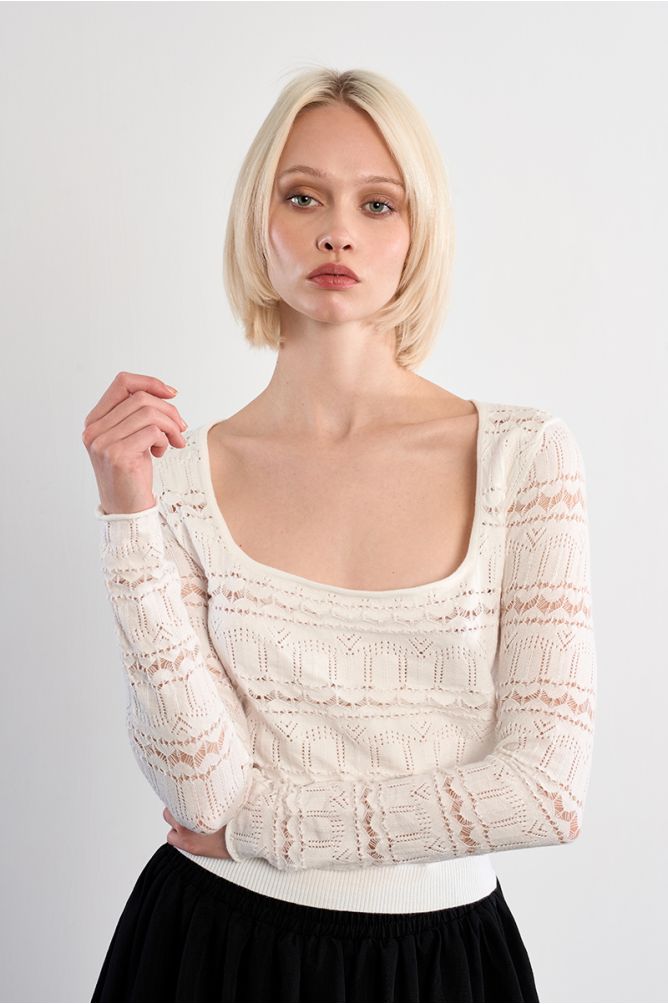 Jersey de mujer de manga larga, en punto calado.