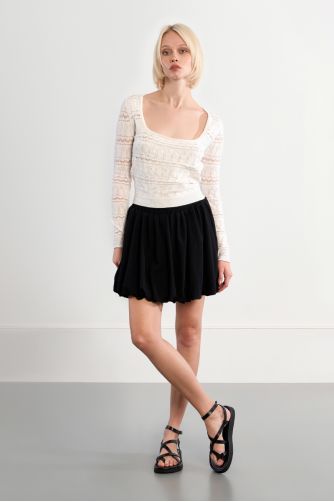 Jersey de mujer de manga larga, en punto calado.