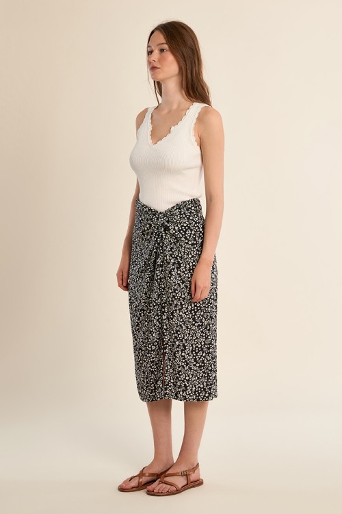 Long floral print skirt