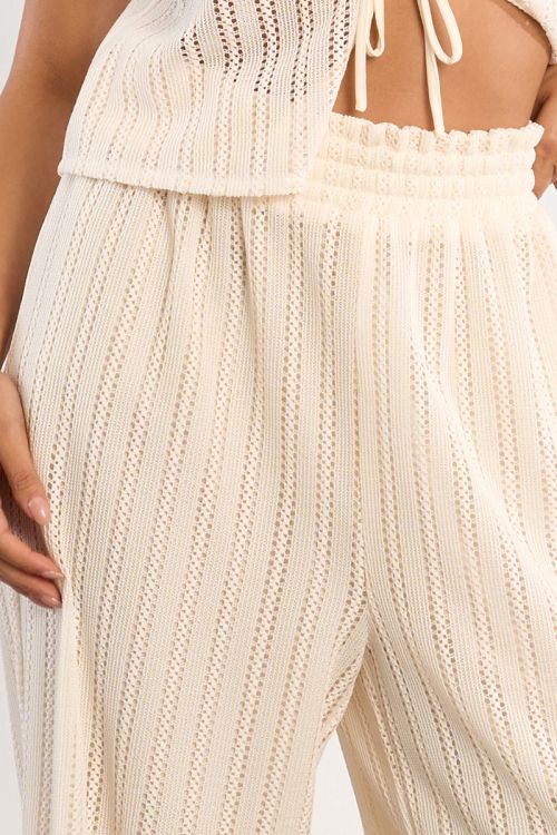 Pantalón de mujer largo, acanalado.