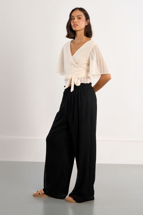 Pantalón de mujer largo, acanalado.