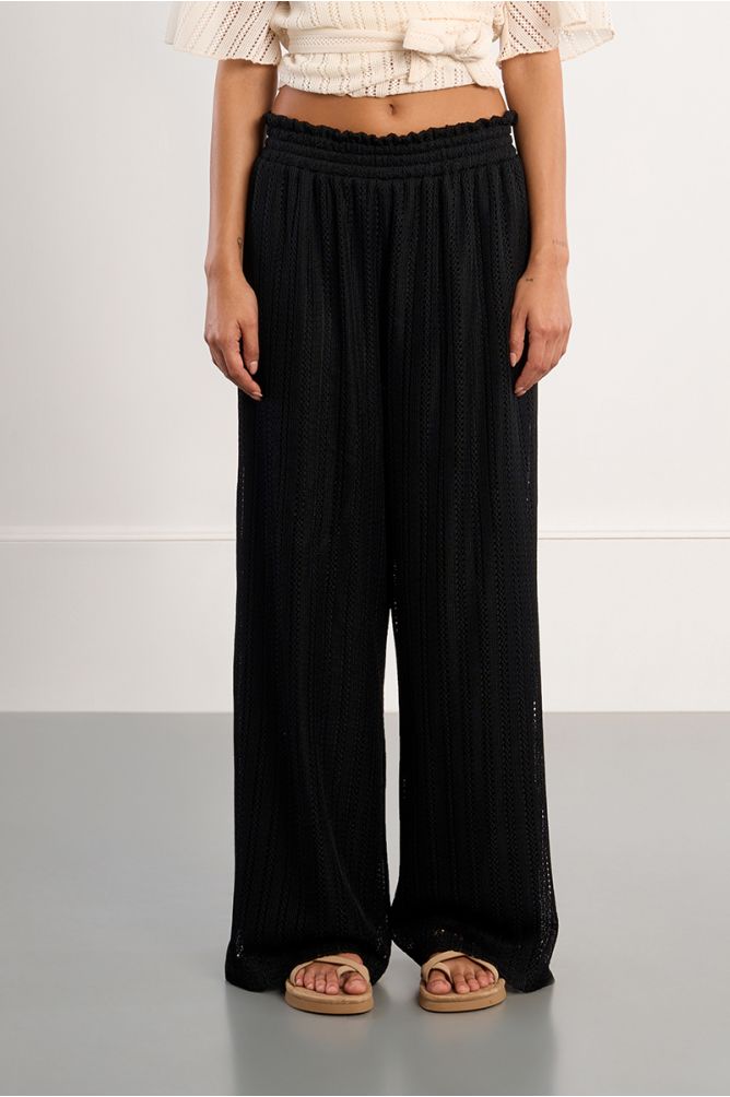 Pantalón de mujer largo, acanalado.