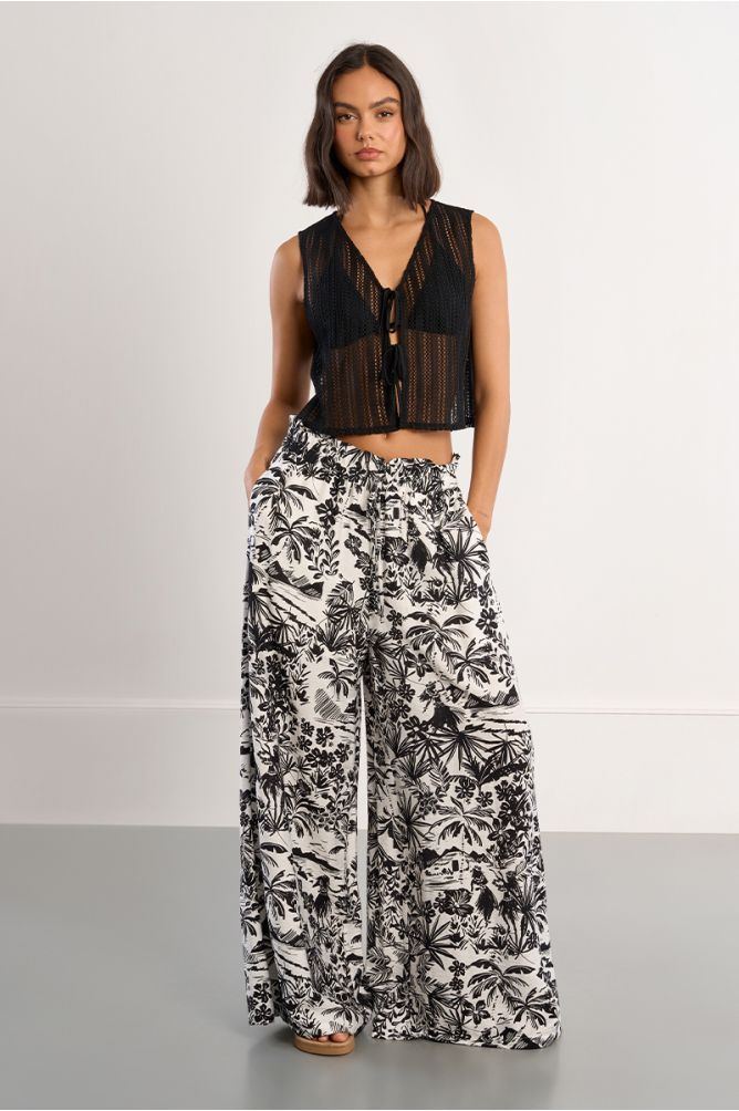 Cropped top in openwork knit